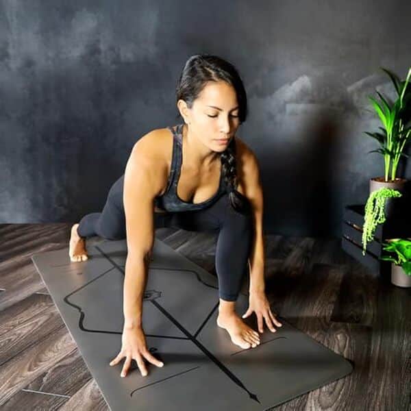 Découvre notre analyse approfondie du tapis Liforme : un choix écologique et antidérapant pour améliorer tes séances de yoga et respecter l'environnement