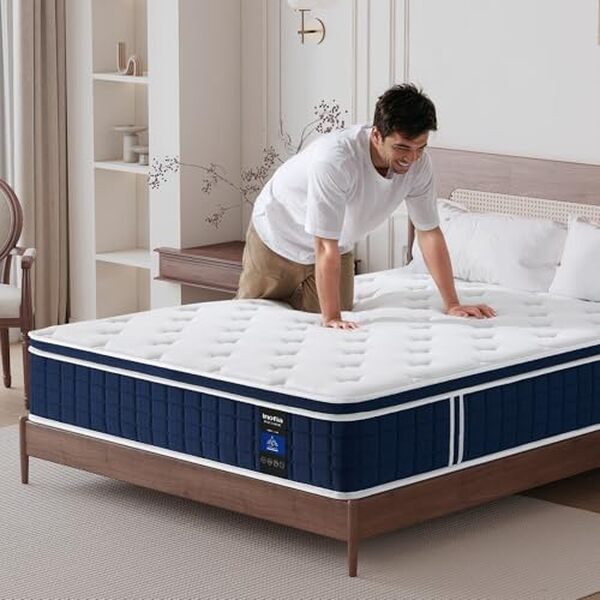 Découvrez notre analyse approfondie du matelas Inofia Ace Hybrid Pro 160x200 cm. Offrant un confort exceptionnel et un soutien ferme, ce matelas assure des nuits paisibles. Évitez les erreurs d'achat grâce à notre test détaillé.
