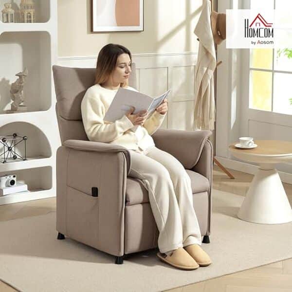 Découvrez notre test complet du fauteuil électrique inclinable Homcom : relaxation garantie, confort premium et fonctionnalités innovantes pour votre bien-être.