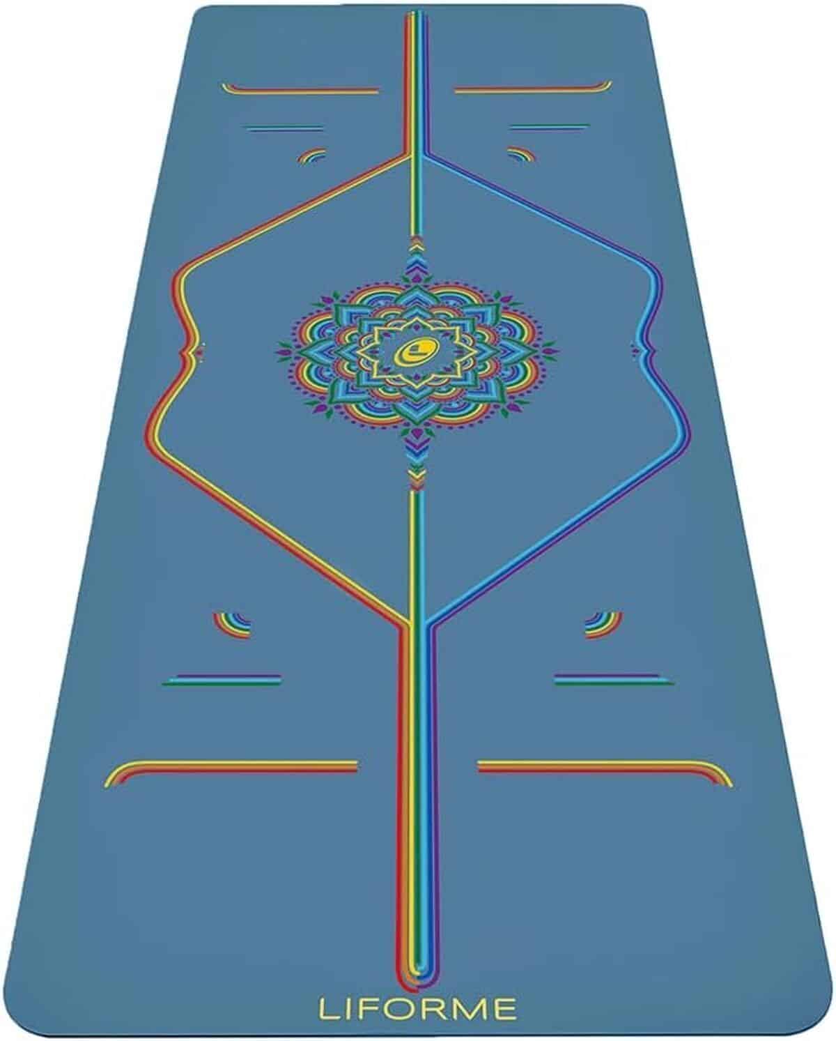 Test du tapis de yoga imprimé Liforme : adhérence guerrière et alignement breveté