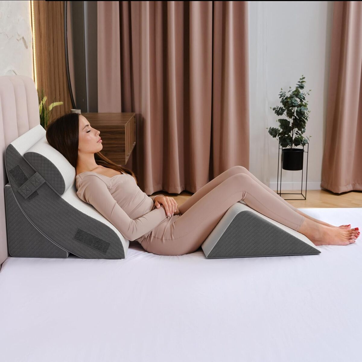 Test : coussin cale Kölbs en jacquard réglable pour reflux et sommeil
